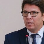 Dino aponta indícios de liderança de Mário Frias em desvio de emendas